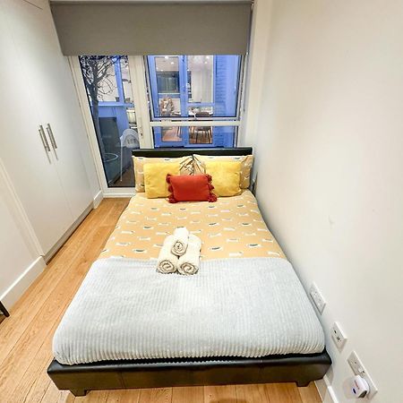 Chic 3 Bedroom Flat With Private Terrace In Holloway Near Finsbury Park London Kültér fotó