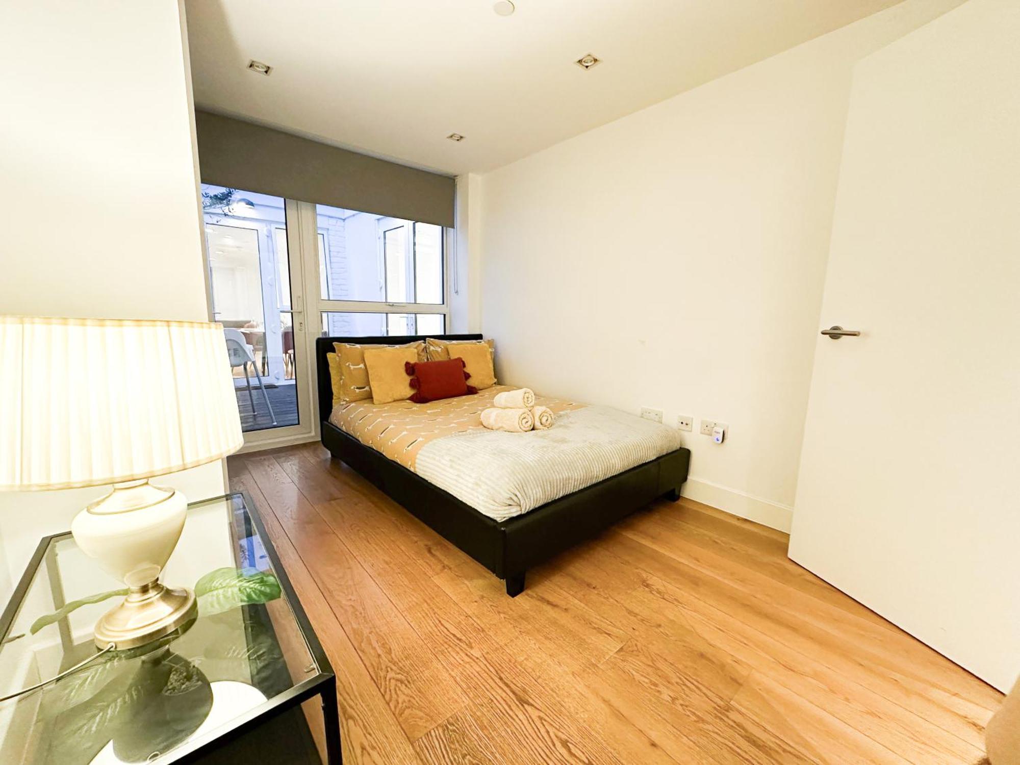 Chic 3 Bedroom Flat With Private Terrace In Holloway Near Finsbury Park London Kültér fotó
