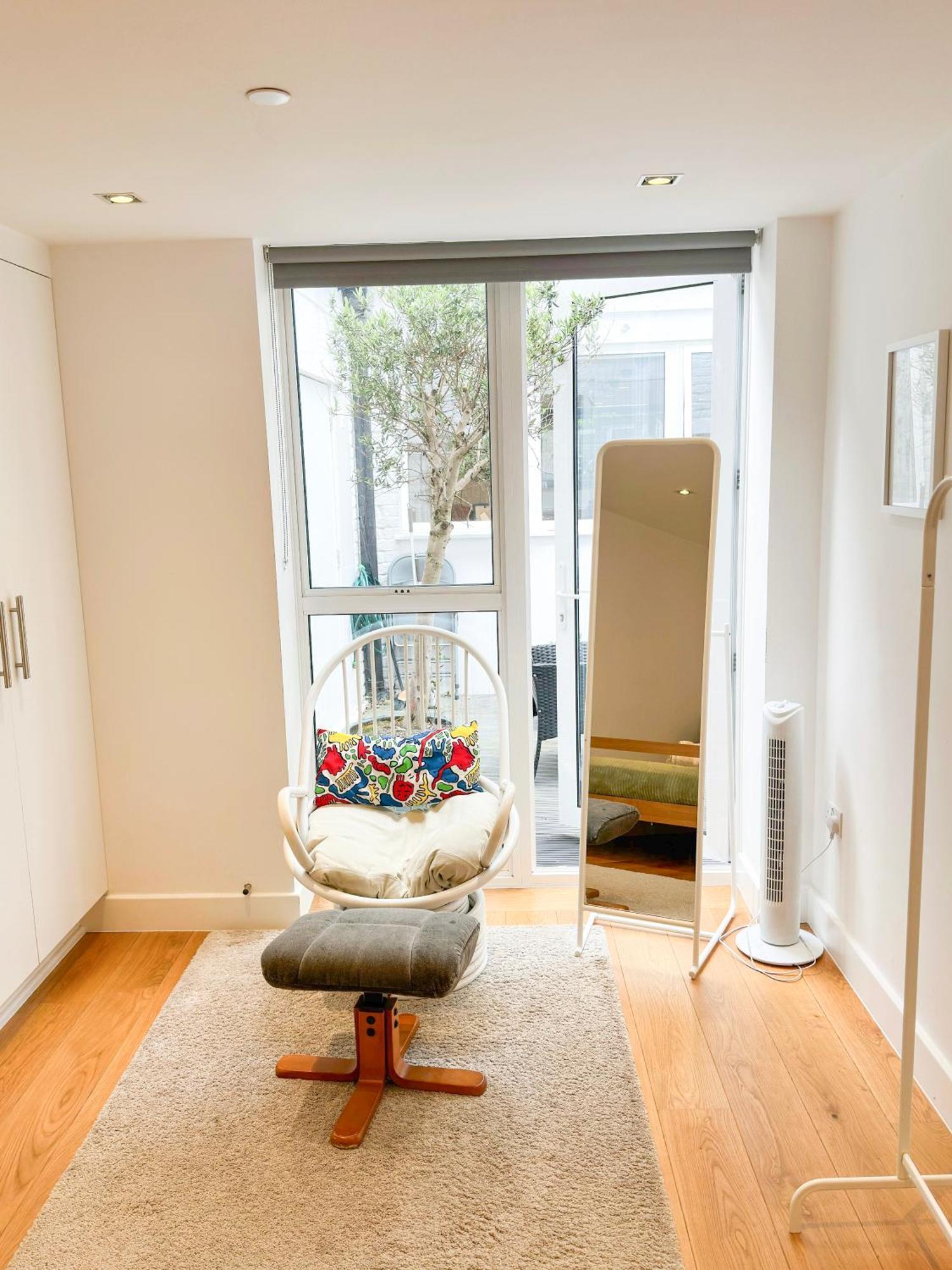 Chic 3 Bedroom Flat With Private Terrace In Holloway Near Finsbury Park London Kültér fotó